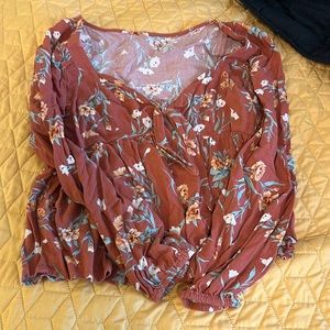 XS American Eagle Tie Front Keyhole Floral Blouse